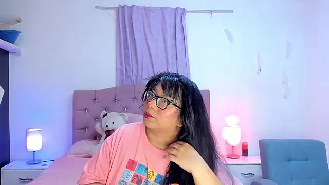 Latinabombsheell online show from 21, 12, 2025