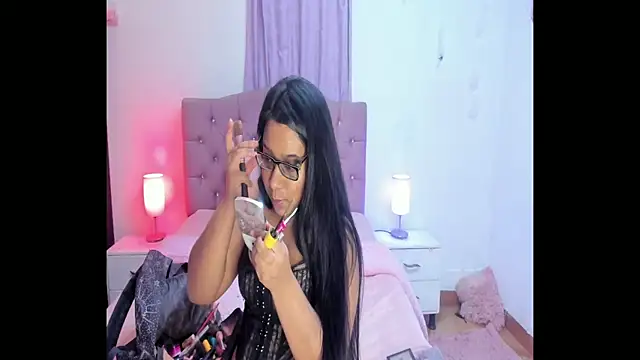 Latinabombsheell online show from 29, 10, 2025