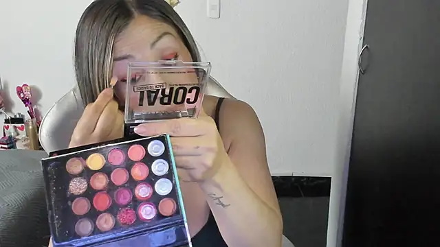 Andreina Suann online show from 13, 1, 2026