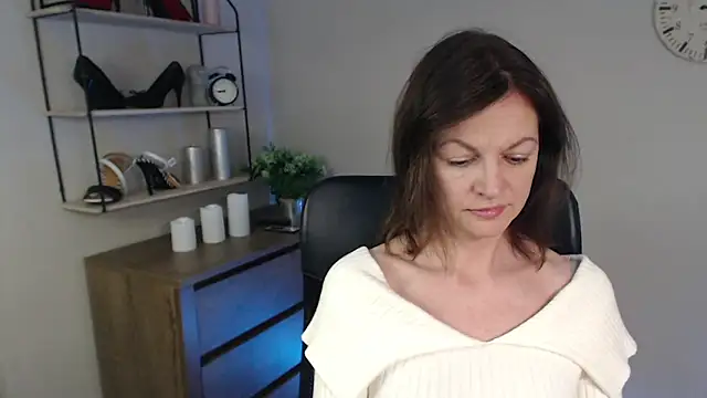 VivianWILD online show from 26, 2, 2025