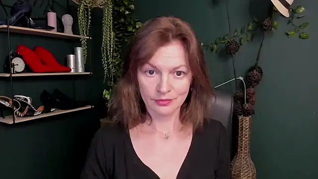 VivianWILD online show from 10, 3, 2025