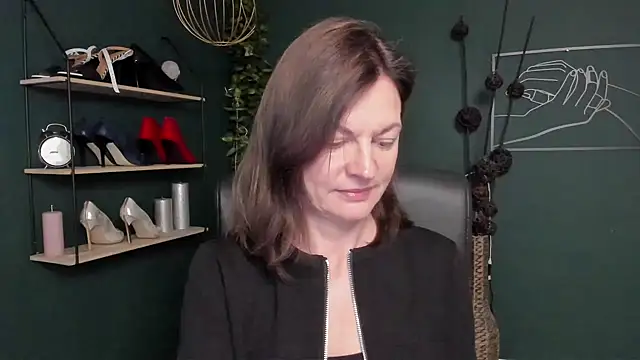 VivianWILD online show from 30, 9, 2025