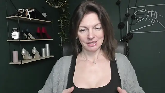 VivianWILD online show from 16, 10, 2025