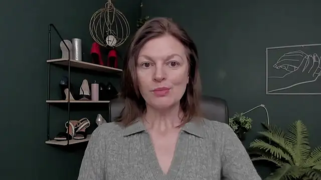 VivianWILD online show from 3, 12, 2025