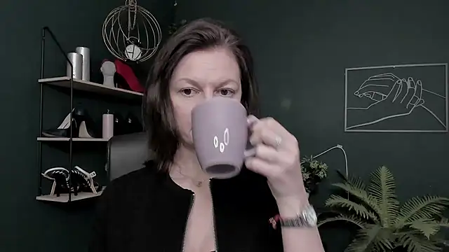 VivianWILD online show from 15, 1, 2026