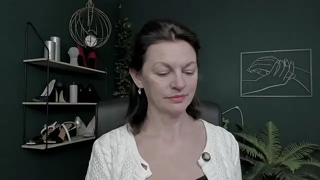 VivianWILD online show from 18, 12, 2025