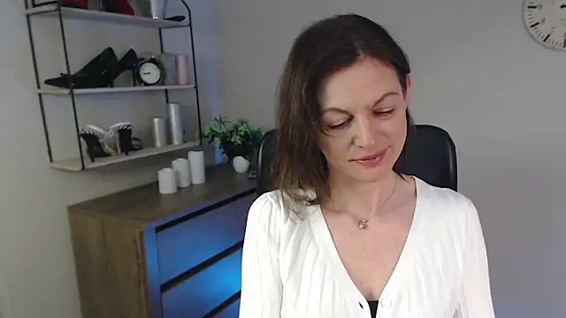 VivianWILD online show from 25, 2, 2025