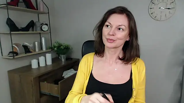 VivianWILD online show from 27, 2, 2025