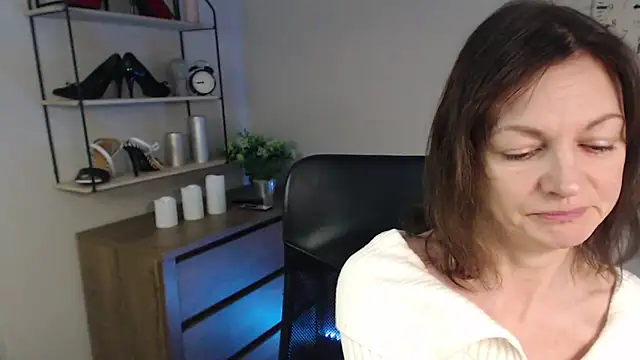 VivianWILD online show from 26, 2, 2025