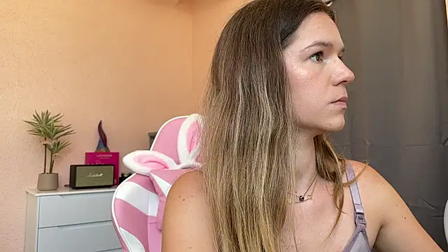 lucie mehott online show from 27, 5, 2026
