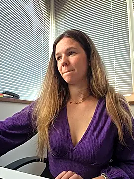 lucie mehott online show from 7, 5, 2026