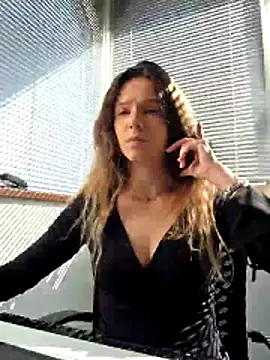 lucie mehott online show from 21, 5, 2026