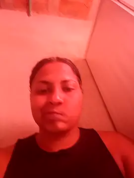 Snapshot of Giselabrunette25 chatting on 4, 2, 2026 Giselabrunette25 online show from 4, 2, 2026