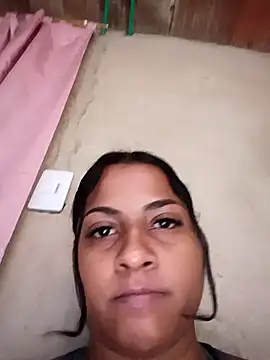 Snapshot of Giselabrunette25 chatting on 26, 2, 2026 Giselabrunette25 online show from 26, 2, 2026