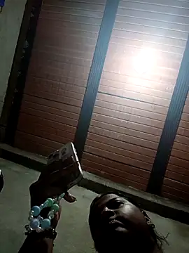 Snapshot of Giselabrunette25 chatting on 1, 3, 2026 Giselabrunette25 online show from 1, 3, 2026