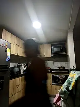 Giselabrunette25 online show from 2, 12, 2025