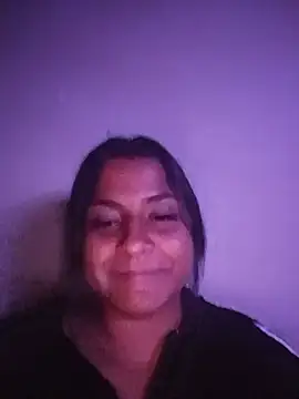 Giselabrunette25 online show from 19, 5, 2026