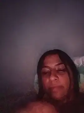Snapshot of Giselabrunette25 chatting on 1, 8, 2026 Giselabrunette25 online show from 1, 8, 2026