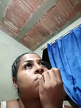 Giselabrunette25 online show from 27, 9, 2025