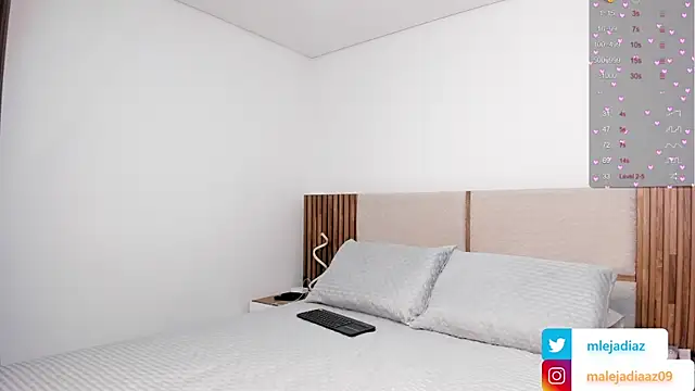 MalejaDiaz  online show from 7, 10, 2025