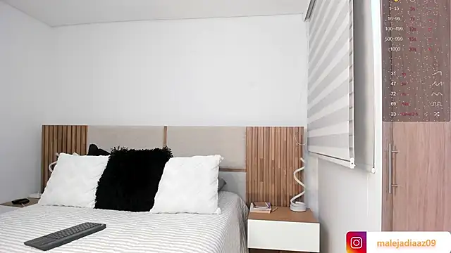 MalejaDiaz  online show from 18, 2, 2026