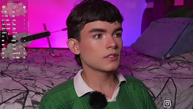 Snapshot of Angelo_018 chatting on 19, 10, 2025 Angelo 018 online show from 19, 10, 2025