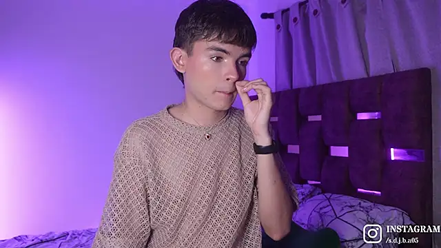 Snapshot of Angelo_018 chatting on 11, 9, 2025 Angelo 018 online show from 11, 9, 2025