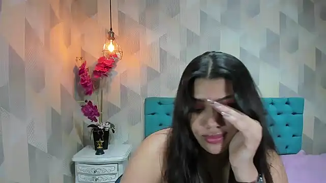 LindaBreeS online show from 25, 6, 2026