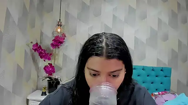 LindaBreeS online show from 10, 10, 2025