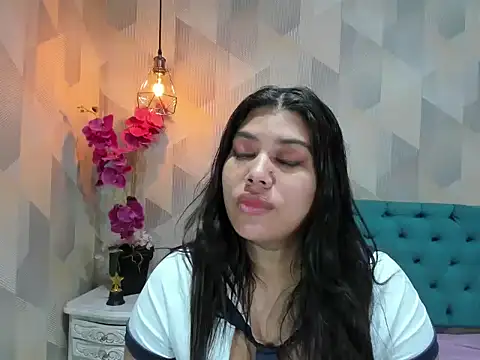 LindaBreeS online show from 15, 11, 2025