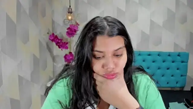 LindaBreeS online show from 24, 10, 2025