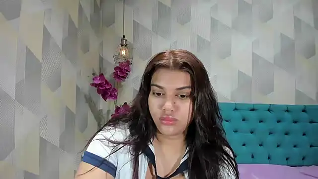 LindaBreeS online show from 18, 9, 2025