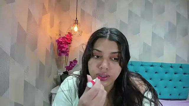 LindaBreeS online show from 10, 6, 2026