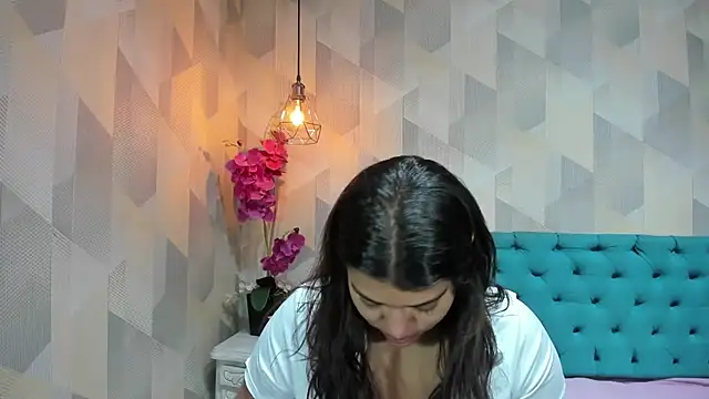 LindaBreeS online show from 16, 6, 2026