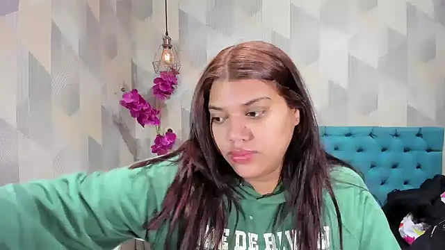 LindaBreeS online show from 22, 9, 2025