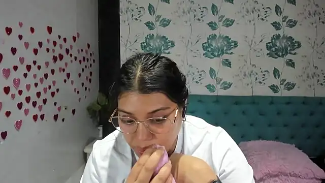 LindaBreeS online show from 16, 3, 2025