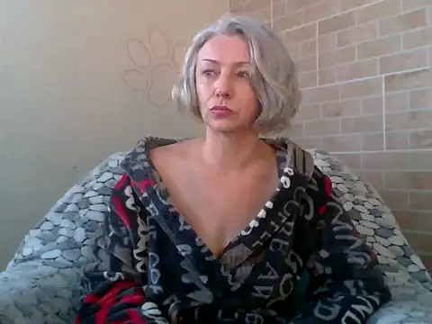 Lorie Carrie online show from 17, 1, 2026