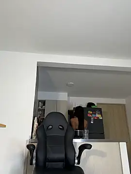 Snapshot of valeng_doll chatting on 26, 2, 2026 valeng doll online show from 26, 2, 2026