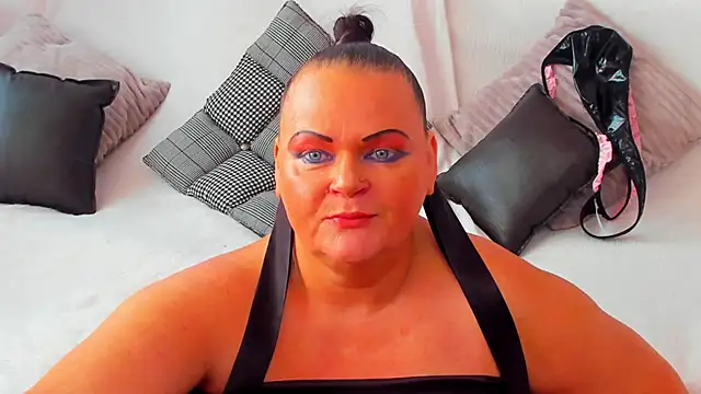 MilanaBiegert online show from 8, 10, 2025