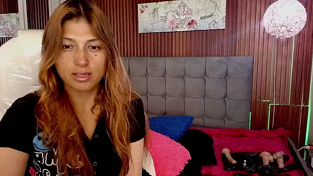 elena detroya online show from 23, 4, 2026