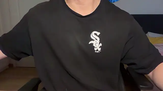 jungcock3210 online show from 4, 12, 2025