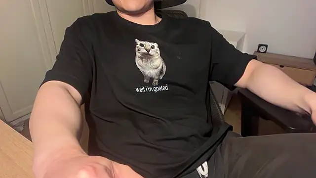 jungcock3210 online show from 8, 3, 2026