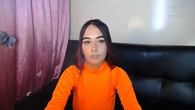 Snapshot of Annerainhoot chatting on 27, 10, 2025 Annerainhoot online show from 27, 10, 2025