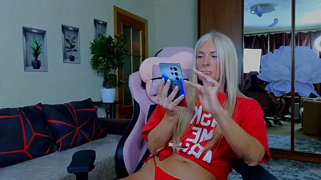 amelia blondy online show from 13, 9, 2025