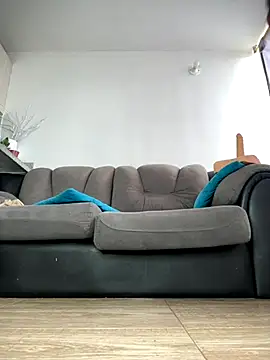 Nikothyna online show from 8, 10, 2025