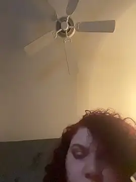 lolabun247 online show from 8, 11, 2025