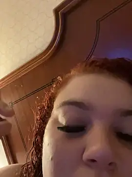 lolabun247 online show from 1, 2, 2025