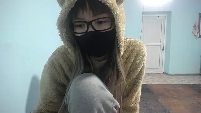 elllaaxx online show from 16, 3, 2025