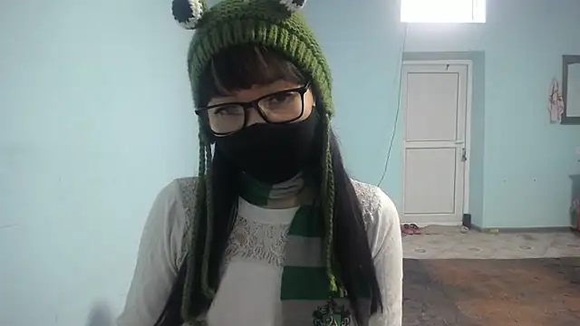 elllaaxx online show from 17, 12, 2025