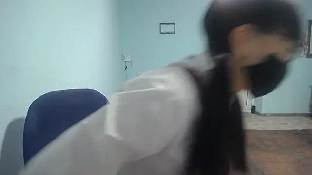 elllaaxx online show from 15, 1, 2026